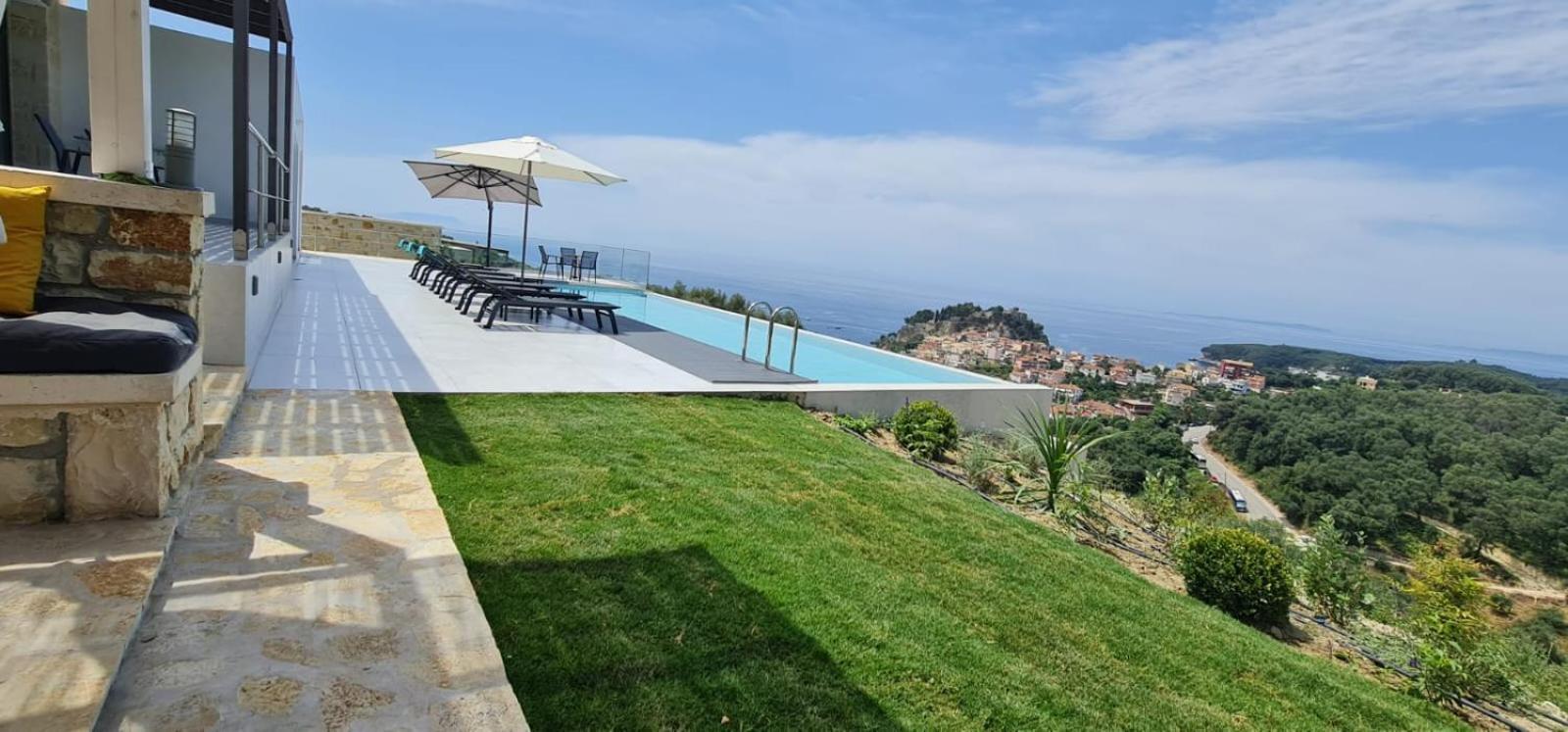 Blue Lilac Villas Parga Exterior photo